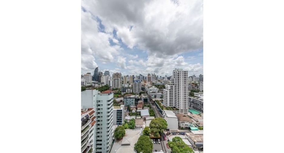 For rent and for sale 2 bedrooms condo in Watthana, Bangkok
