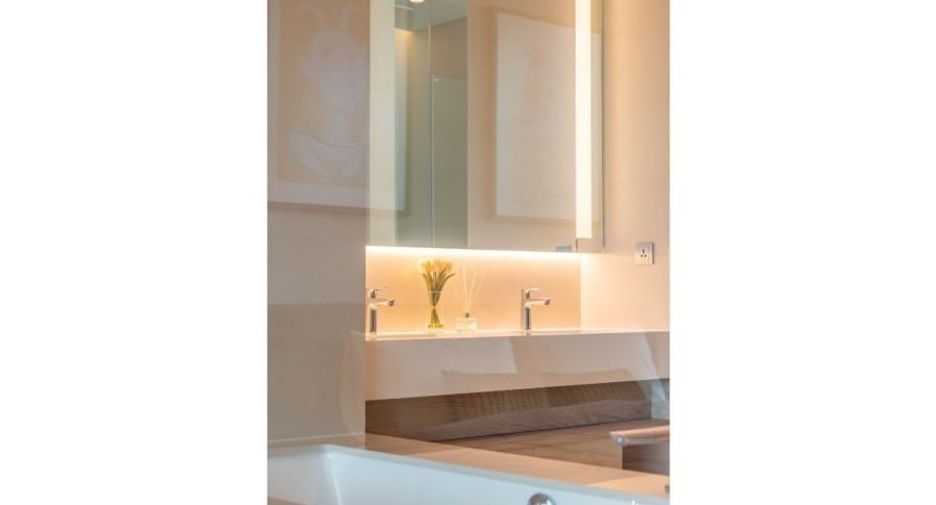 For rent and for sale 2 bedrooms condo in Watthana, Bangkok