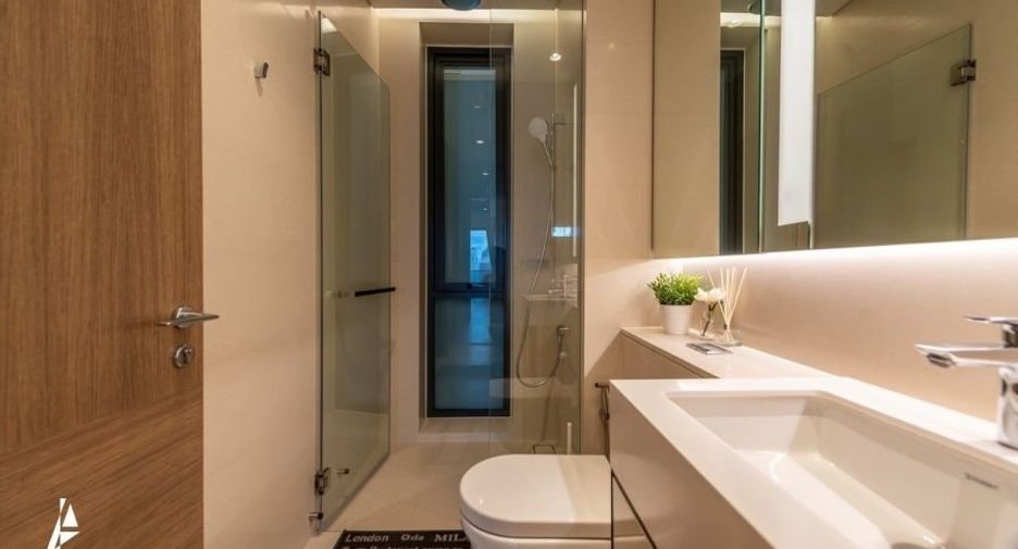 For rent and for sale 2 bedrooms condo in Watthana, Bangkok