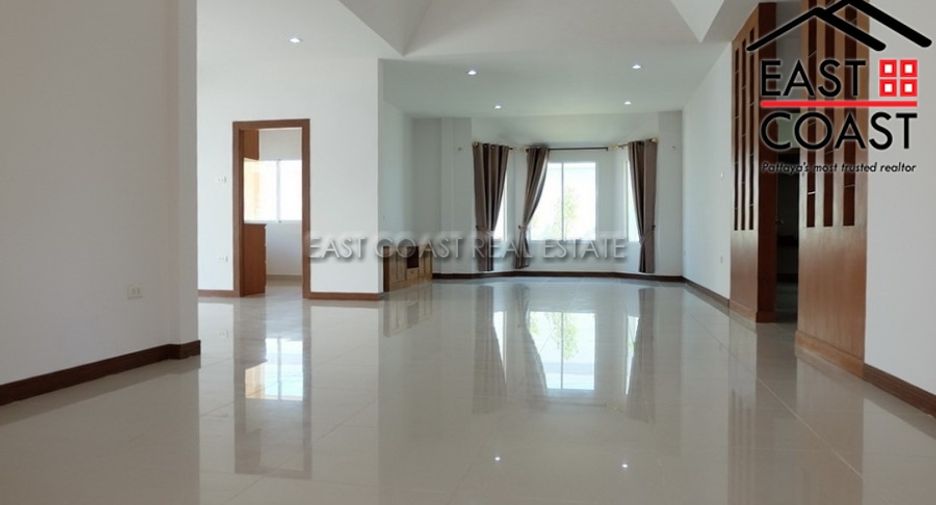 For sale 3 bedrooms house in Bang Lamung, Chonburi
