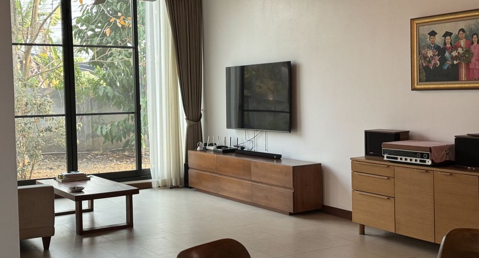 For sale 4 bed house in Mae On, Chiang Mai