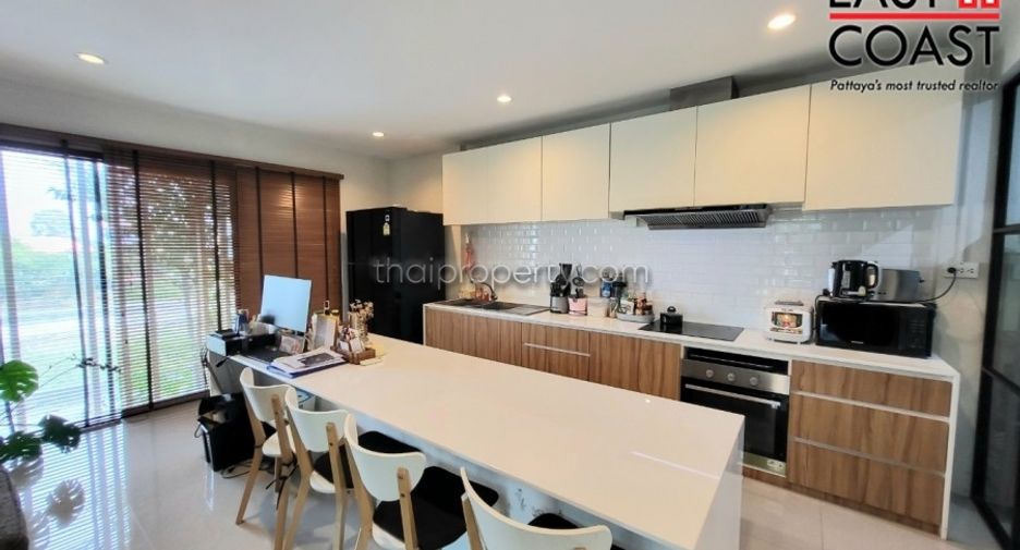 For sale 1 bed retail Space in Bang Lamung, Chonburi