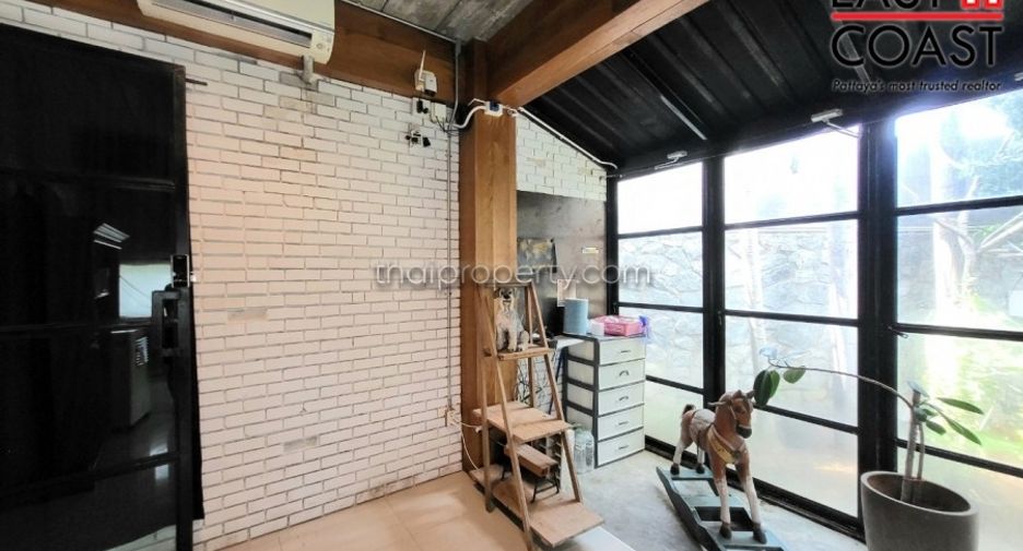 For sale 1 bed retail Space in Bang Lamung, Chonburi