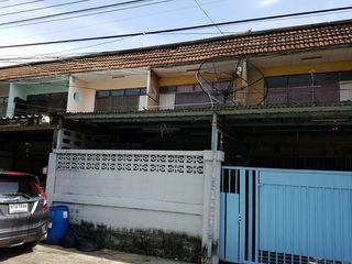 For sale studio townhouse in Khlong San, Bangkok