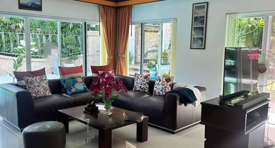 For sale 4 bed house in Bang Lamung, Chonburi