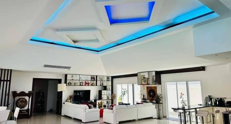 For sale 4 bed house in Bang Lamung, Chonburi