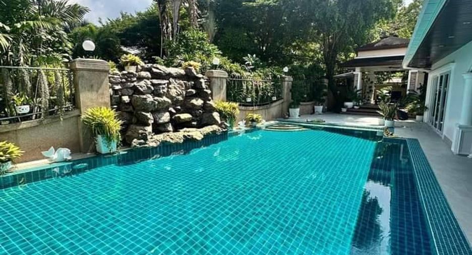 For sale 4 bed house in Bang Lamung, Chonburi