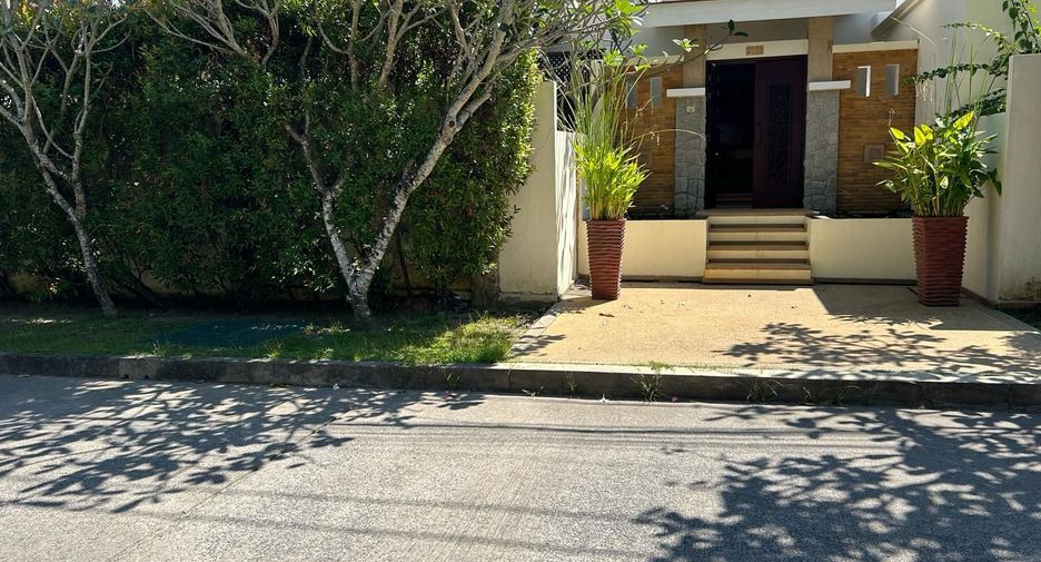 For sale 4 bed villa in Mueang Phuket, Phuket
