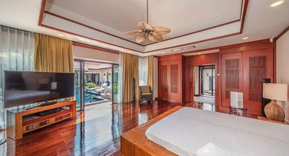 For sale 4 bed villa in Mueang Phuket, Phuket
