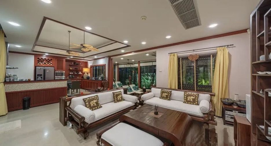 For sale 4 bed villa in Mueang Phuket, Phuket