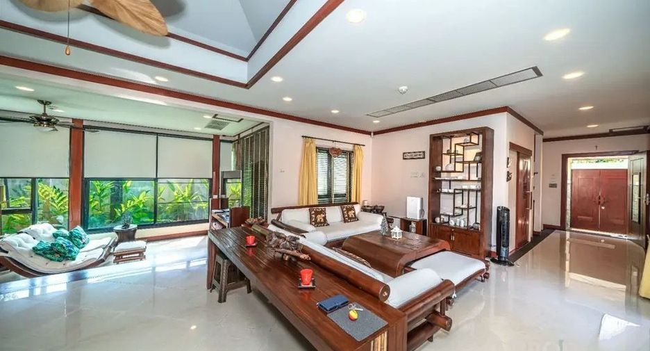 For sale 4 bed villa in Mueang Phuket, Phuket