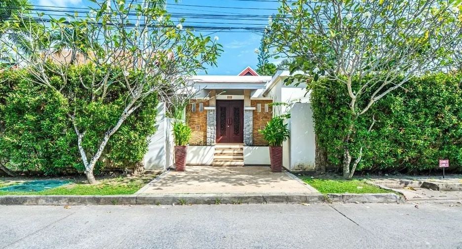 For sale 4 bed villa in Mueang Phuket, Phuket