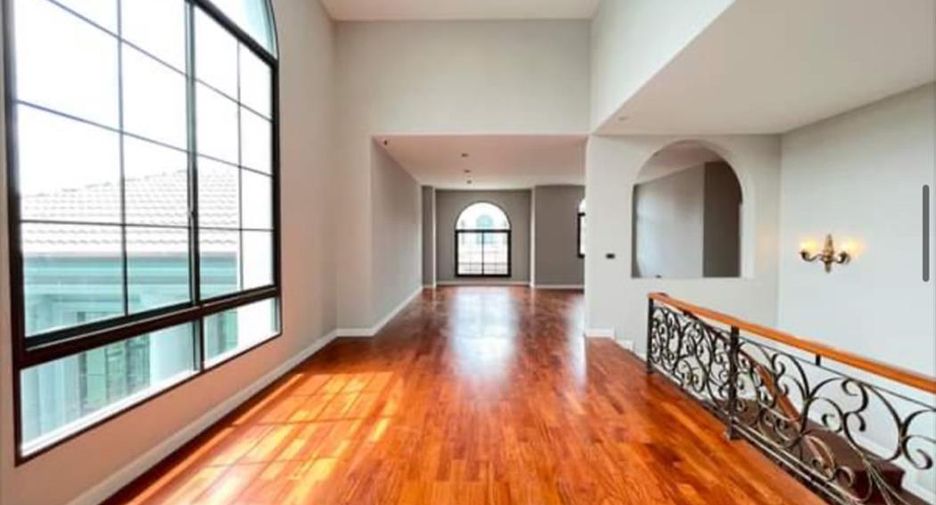 For sale 4 ベッドルーム house in Thawi Watthana, Bangkok