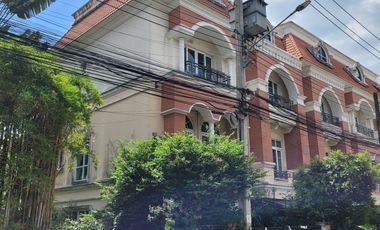 For sale 3 bed townhouse in Bang Kapi, Bangkok