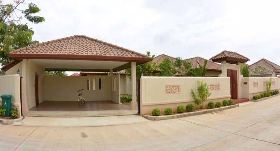 For rent 3 bedrooms house in Bang Lamung, Chonburi