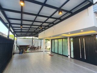For rent 5 Beds house in Lat Phrao, Bangkok