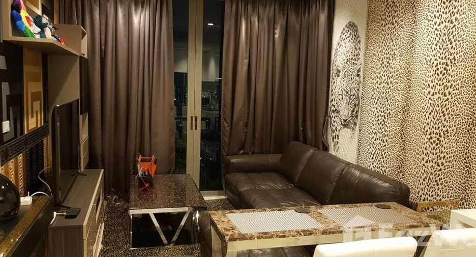 For rent 1 bed condo in Sathon, Bangkok