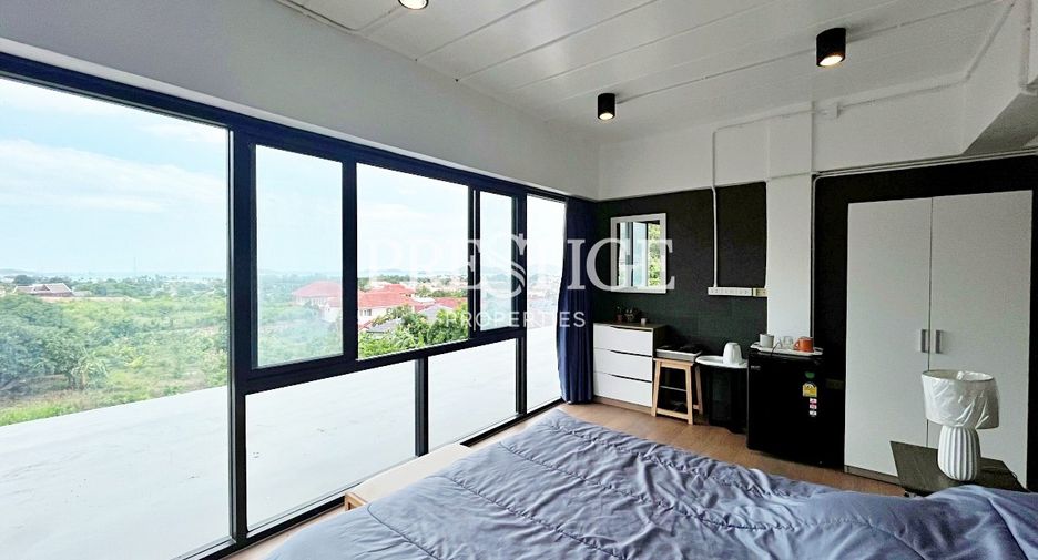 For sale 6 ベッドルーム house in Sattahip, Chonburi