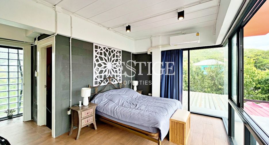 For sale 6 ベッドルーム house in Sattahip, Chonburi