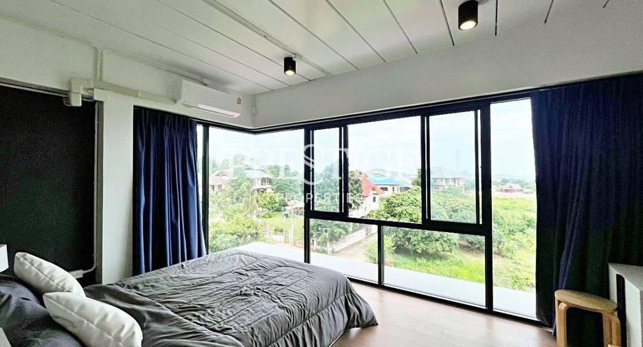For sale 6 ベッドルーム house in Sattahip, Chonburi