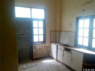Casa adosada en venta de 2 habitaciones en Tha Yang, Phetchaburi