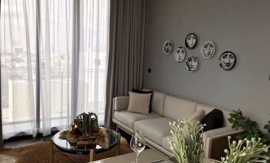 For sale 2 bed condo in Phaya Thai, Bangkok