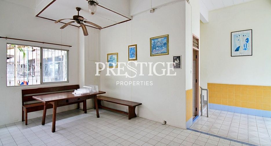 Local comercial en venta de 15 habitaciones en Bang Lamung, Chonburi