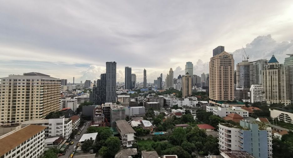 For rent and for sale 1 bed condo in Sathon, Bangkok