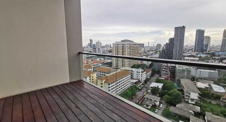 For rent and for sale 1 bed condo in Sathon, Bangkok
