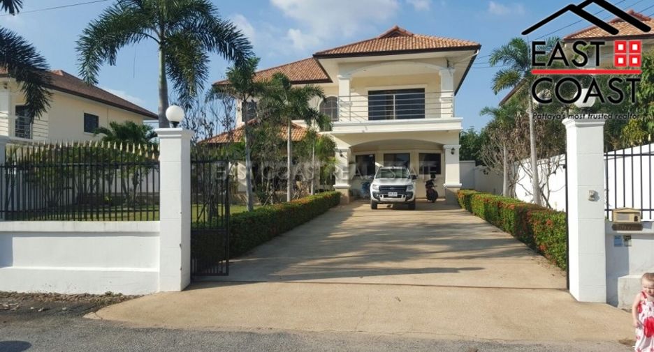 For sale 4 bedrooms house in East Pattaya, Pattaya