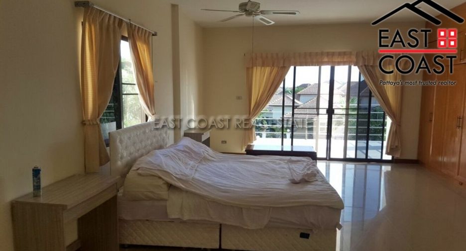 For sale 4 bedrooms house in East Pattaya, Pattaya
