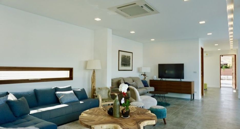 For rent and for sale 5 bedrooms house in San Sai, Chiang Mai
