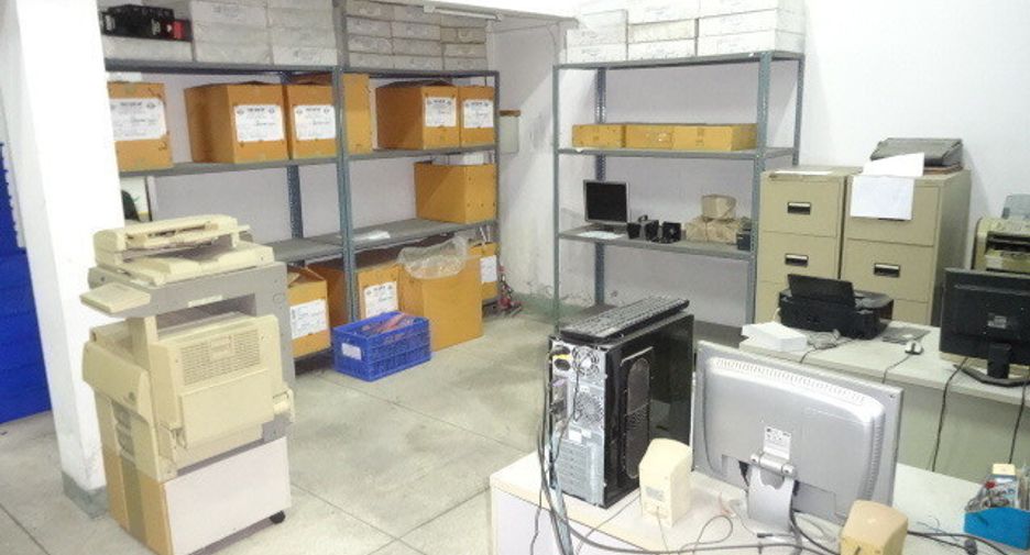 For sale 5 bedrooms retail Space in Phra Khanong, Bangkok