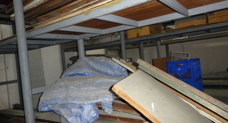 For sale 5 bedrooms retail Space in Phra Khanong, Bangkok
