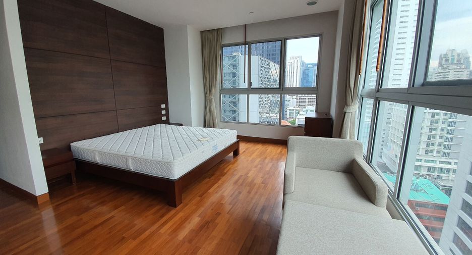 For sale そして for rent 4 Beds apartment in Watthana, Bangkok
