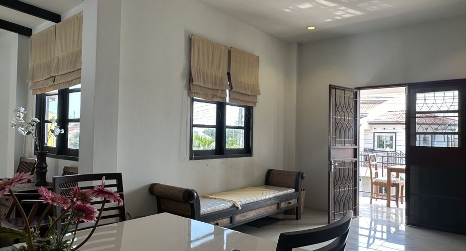 For sale 6 bed villa in Hua Hin, Prachuap Khiri Khan