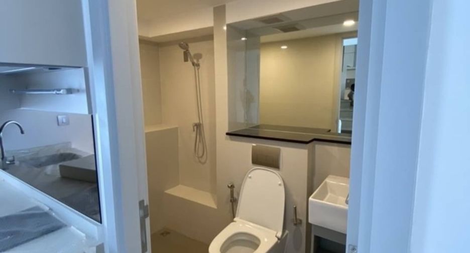 For rent 1 bed condo in Sathon, Bangkok