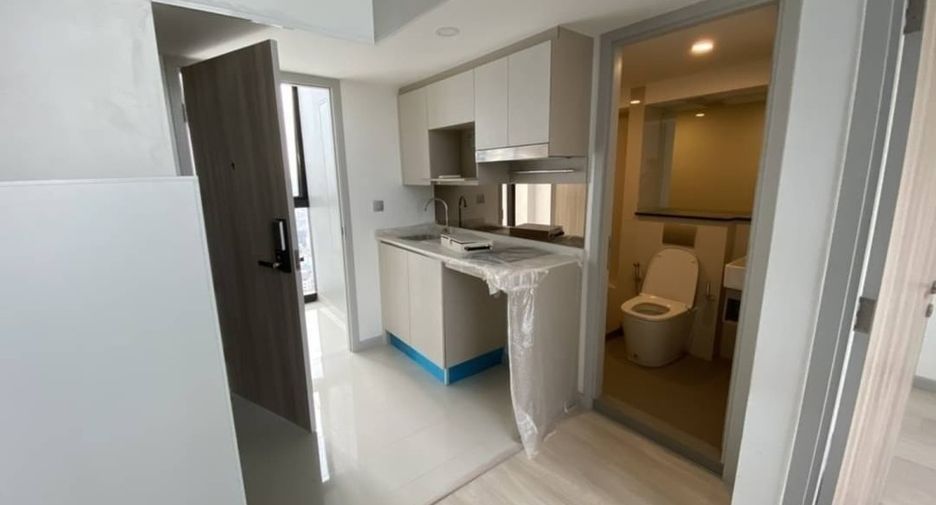 For rent 1 bed condo in Sathon, Bangkok