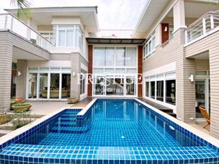 For sale 4 bed house in Sattahip, Chonburi