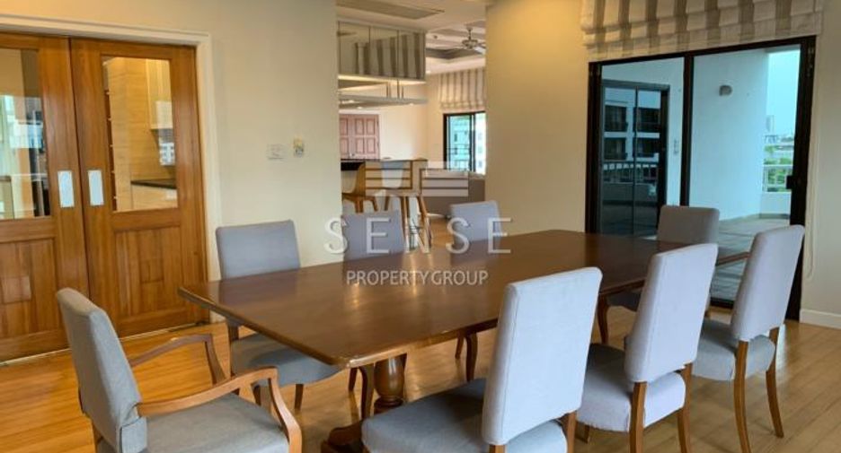 Condo en alquiler de 4 habitaciones en Watthana, Bangkok