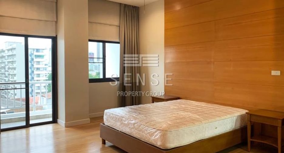 Condo en alquiler de 4 habitaciones en Watthana, Bangkok