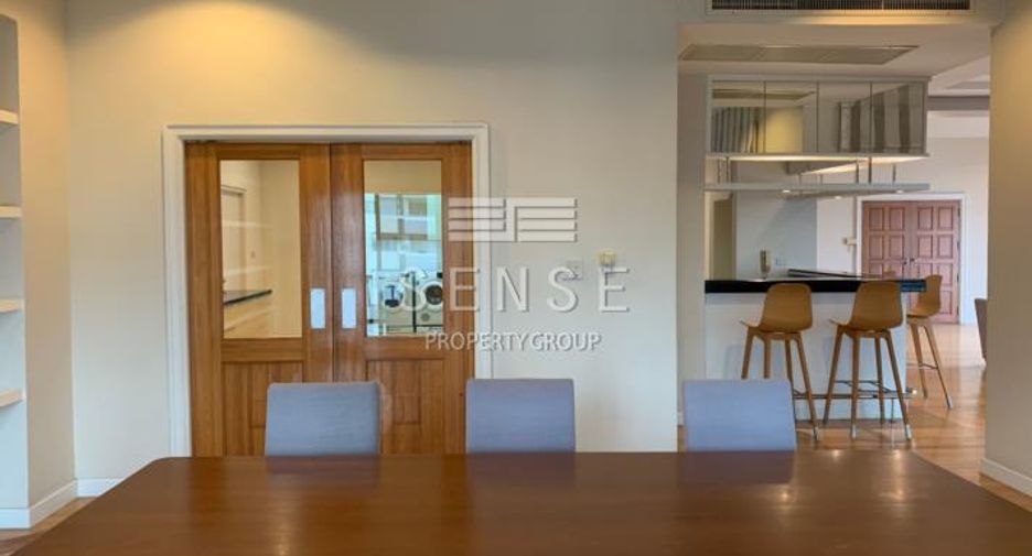 Condo en alquiler de 4 habitaciones en Watthana, Bangkok