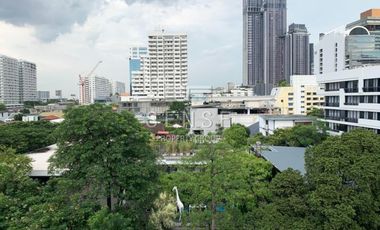 For rent 4 ベッドルーム condo in Watthana, Bangkok