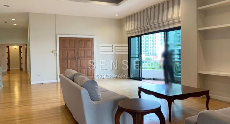 Condo en alquiler de 4 habitaciones en Watthana, Bangkok