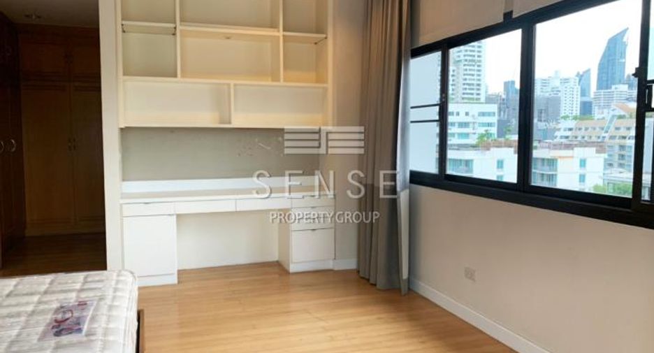 Condo en alquiler de 4 habitaciones en Watthana, Bangkok