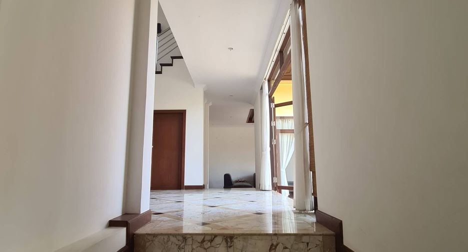 For rent and for sale 4 bed villa in Ko Samui, Surat Thani