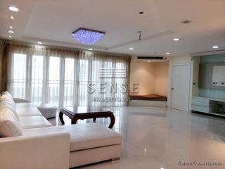 For rent 3 bed condo in Watthana, Bangkok