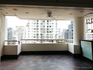 For rent 3 bed condo in Watthana, Bangkok