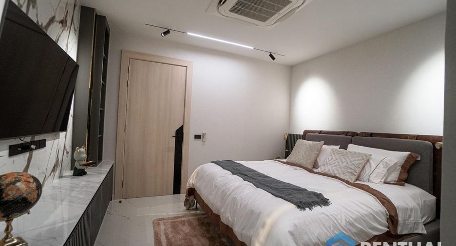 Villa zum Kauf mit 6 Zimmer in Bang Lamung, Chonburi