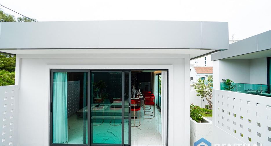Villa zum Kauf mit 6 Zimmer in Bang Lamung, Chonburi